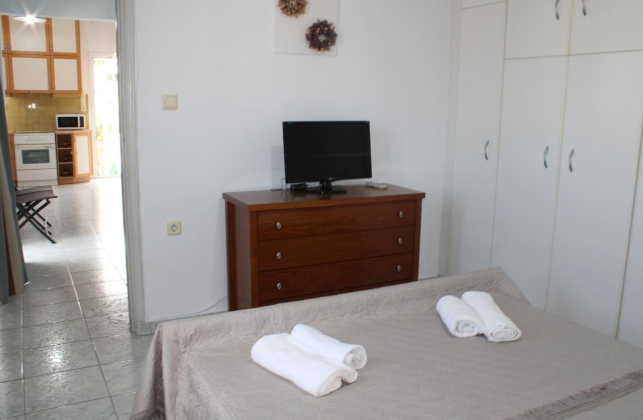 Ferienwohnung Stardust, The Studio Adamantas  Exterior foto